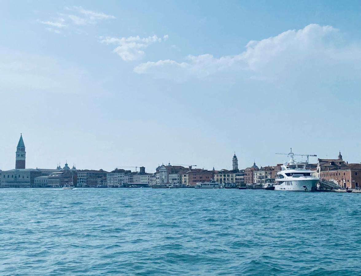 شقة Multiproprieta Venezia المظهر الخارجي الصورة